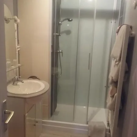 Au Sourire Des Jeunes 3* Brécey