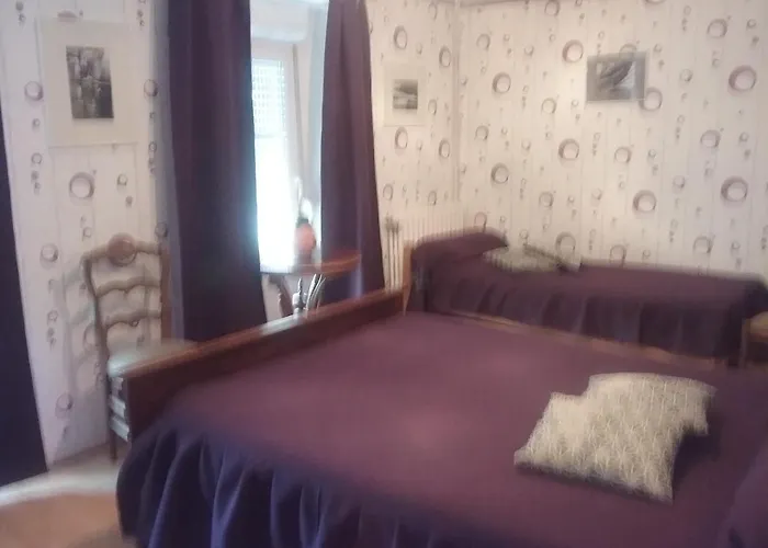 Au Sourire Des Jeunes Brecey