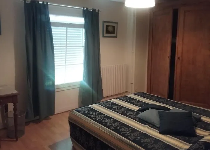 Au Sourire Des Jeunes Brecey